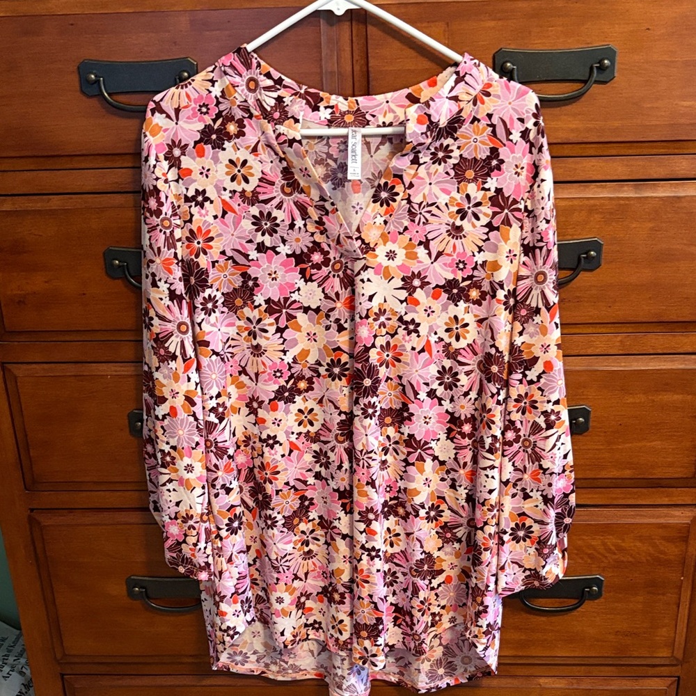 Floral V-Neck Blouse in Pink and Orange